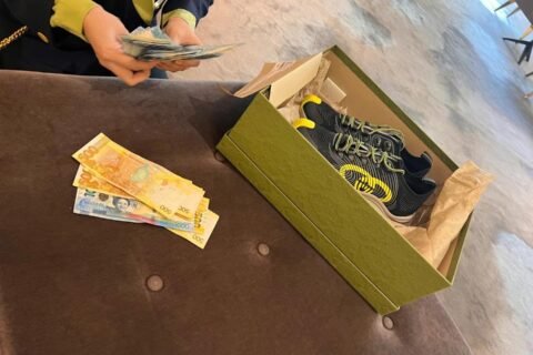 12.02 古驰男鞋买单，菲律宾卡转卡20个W安排，支付宝秒到账+1